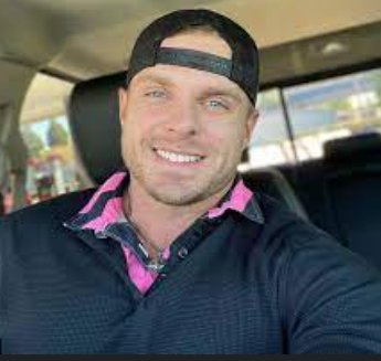 <em>jackson burnet</em>